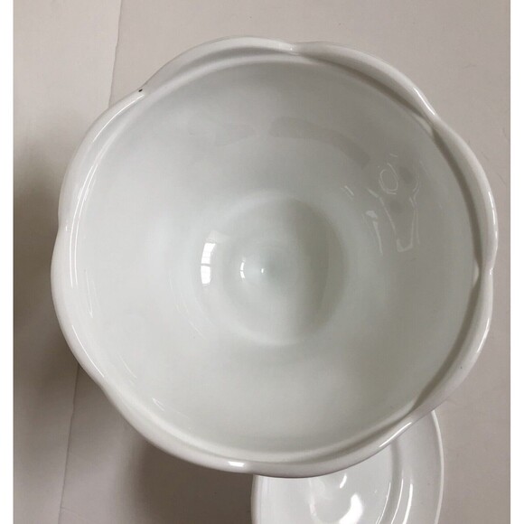 PEDESTAL CANDY DISH MIL GLASS BOWL COVERED GRAPE PATTERN 10" - Picture 8 of 11